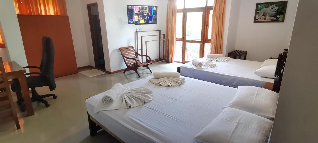 Rajarata Family Resort Anuradhapura Exteriör bild
